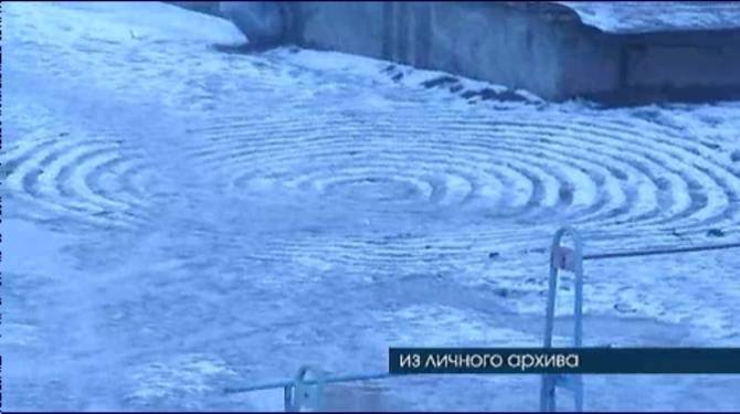 Странные круги на снегу засняли в Пензе на улице Кулибина | Круги на полях | Паранормальные новости | 25 Декабря 2014 
