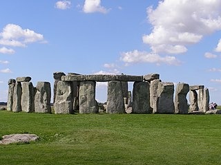 Стоунхендж оказался моложе на 300 лет 