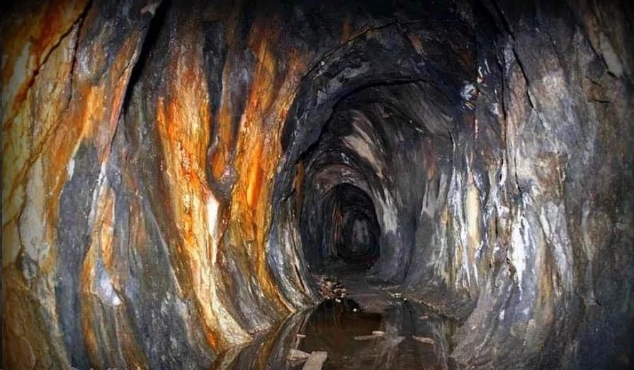 Древние тоннели под Кордильерами: Тайны подземного мира 3 7tpd469p1ulbnq53kdnykwsvgafky76wjxx7m8honub3q6j5t3k draf 4vz3 0 tfvfblenqyxf796v07zrcywz2537168527439723861 1